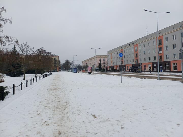 Bydgoskie chodniki skute lodem