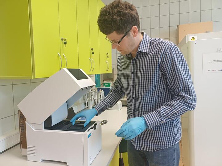 Prace w laboratorium