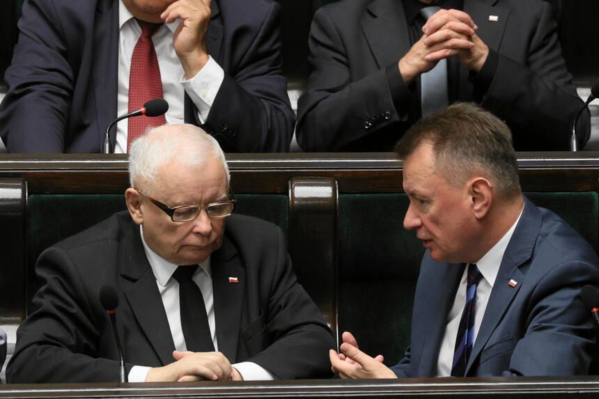 Co z programem SAFE? "Murem za ruskim mundurem". Polityk PSL ostro o postawie PiS