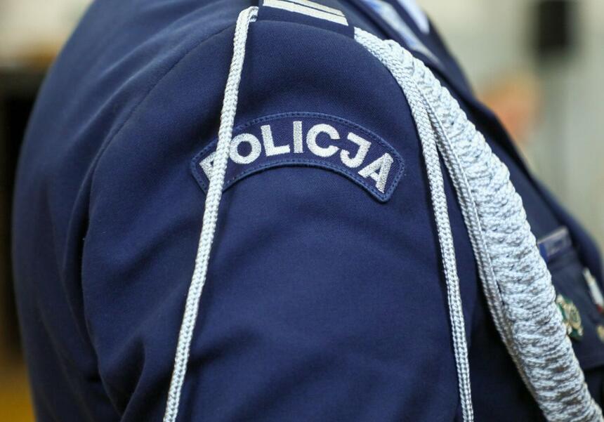 Uchylono areszt wobec byłego policjanta podejrzanego o gwałt (zdjęcie ilustracyjne) 