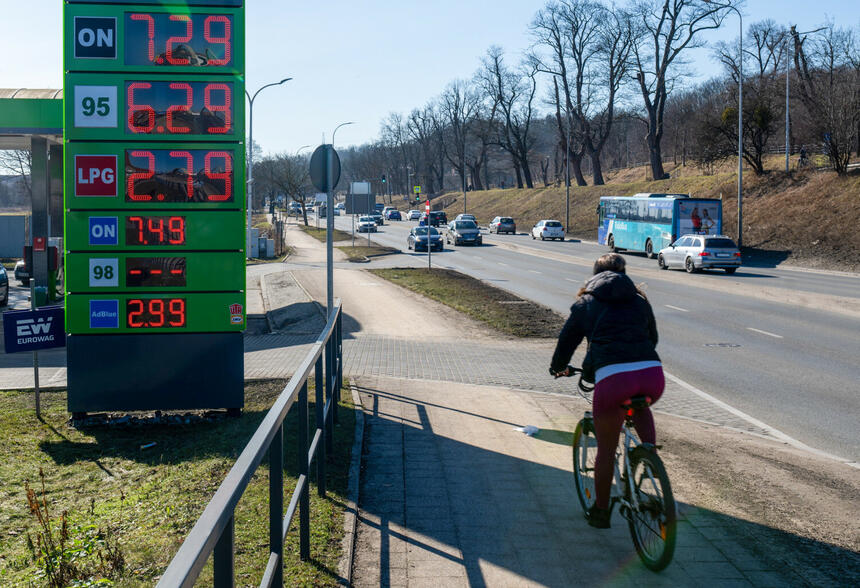 "Szokujące" ceny na stacjach paliw. Będzie jeszcze drożej
